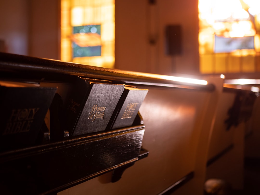 ¿Cuándo debo salir de mi iglesia?