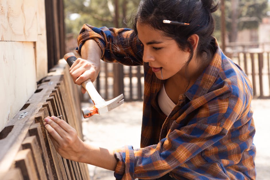 La mujer sabia construye, no destruye